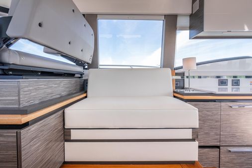 Tiara Yachts 49 COUPE image