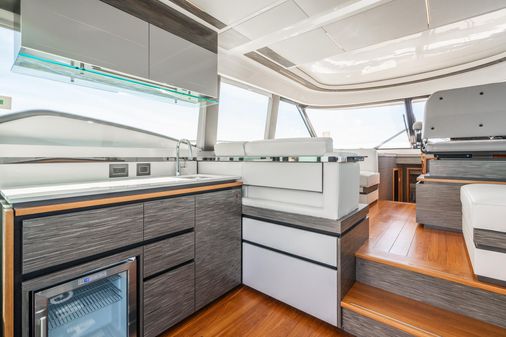 Tiara Yachts 49 COUPE image