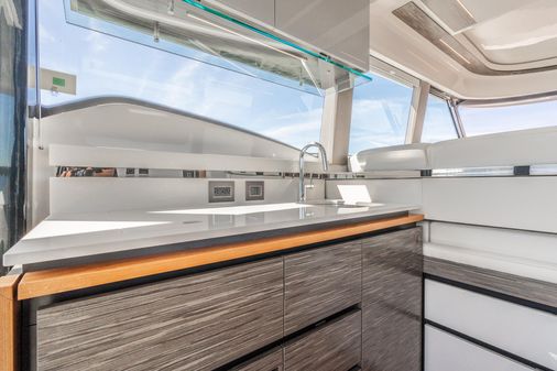 Tiara Yachts 49 COUPE image