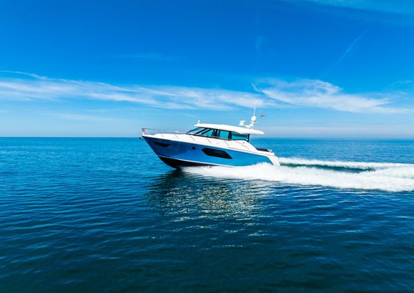 Tiara Yachts 49 COUPE image