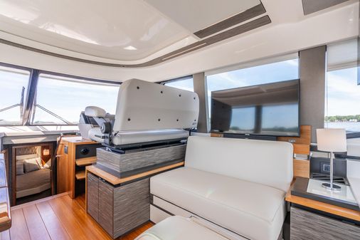 Tiara Yachts 49 COUPE image