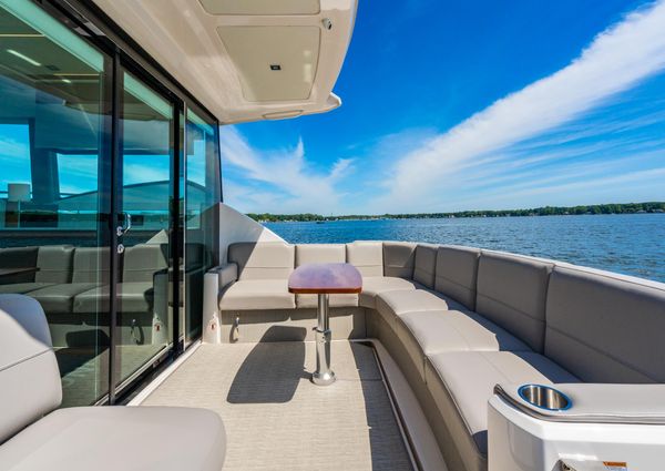 Tiara Yachts 49 COUPE image