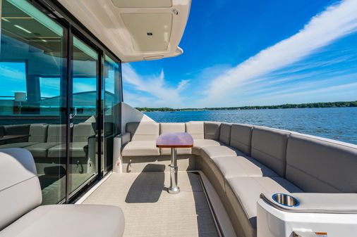 Tiara Yachts 49 COUPE image