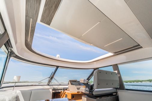 Tiara Yachts 49 COUPE image