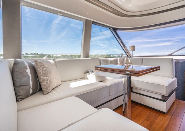 Tiara Yachts 49 COUPE image