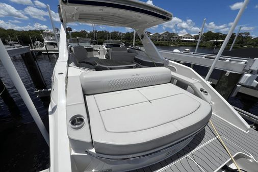 Sea Ray 310 SLX OB image