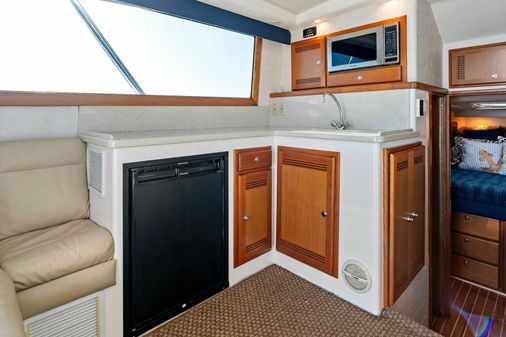 Cabo 35 Flybridge image