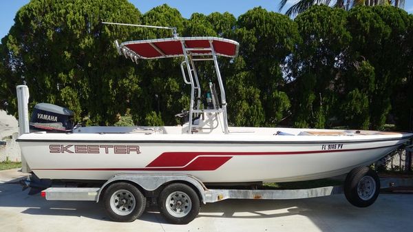 Skeeter ZX 2200
