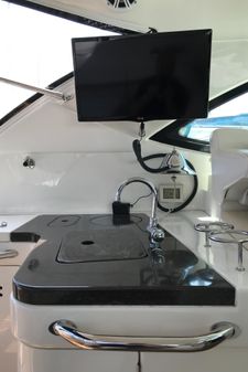 Sea Ray 410 Sundancer image