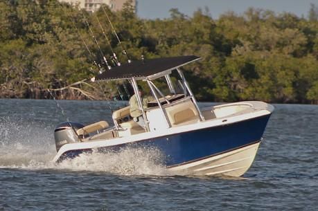 Cobia 237 Center Console - main image
