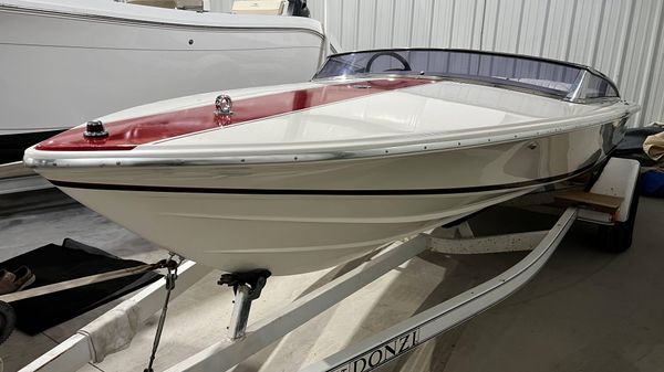 Donzi 18 2 Plus 3