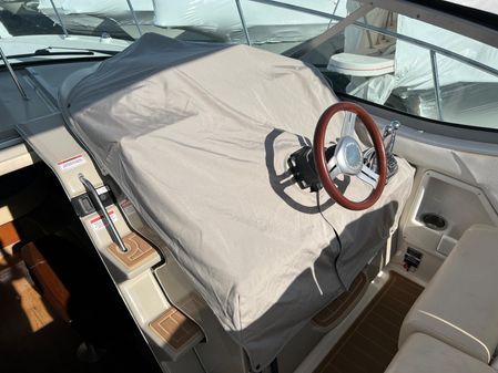 Sea Ray 350 Sundancer image