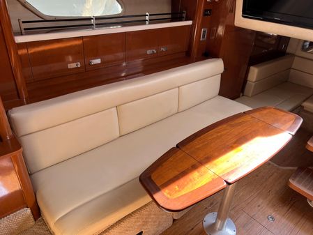 Sea Ray 350 Sundancer image