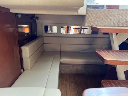 Sea Ray 350 Sundancer image