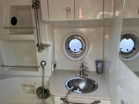 Sea Ray 350 Sundancer image