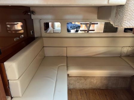 Sea Ray 350 Sundancer image