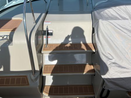 Sea Ray 350 Sundancer image