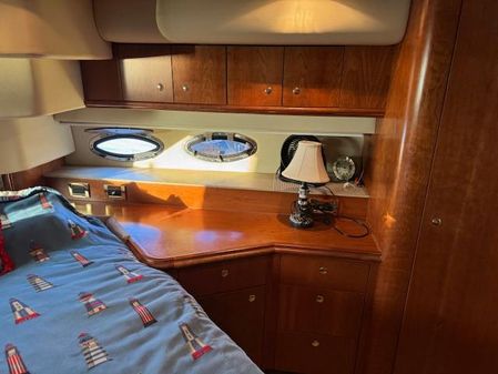 Cruisers-yachts 4450-EXPRESS-MOTOR-YACHT image