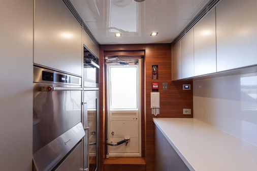 Custom Line Navetta 37 image