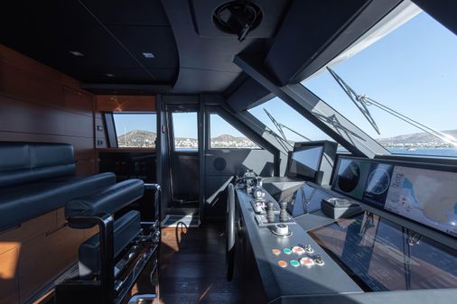 Custom Line Navetta 37 image