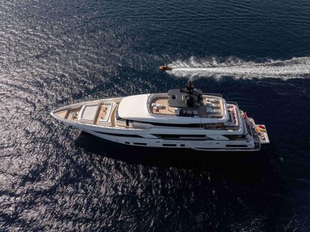 Custom Line Navetta 37 image