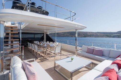 Custom Line Navetta 37 image