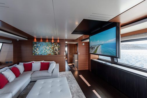 Custom Line Navetta 37 image