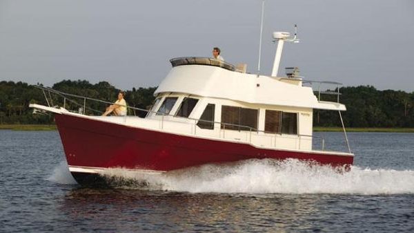 Mainship 34 Trawler