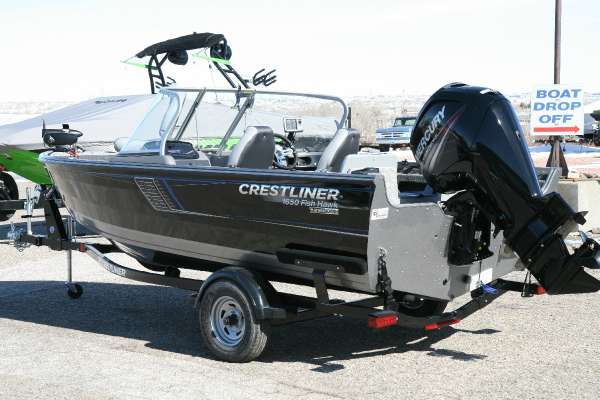Crestliner 1650 Fish Hawk WT - main image
