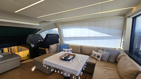 Pershing 70 image