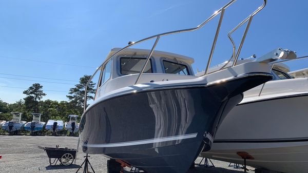 Defiance Admiral 220 EX