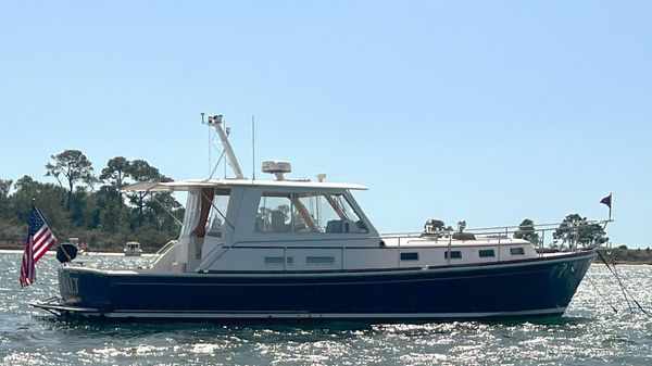 Grand Banks Easybay 43 HX 