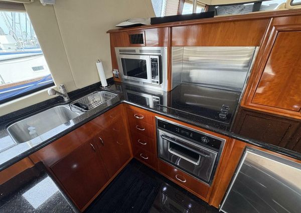 Carver 56 Voyager image