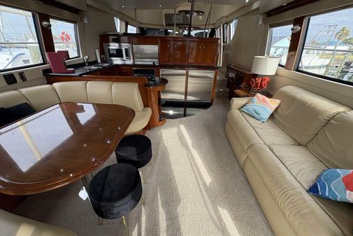 Carver 56 Voyager image