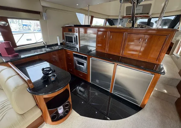 Carver 56 Voyager image