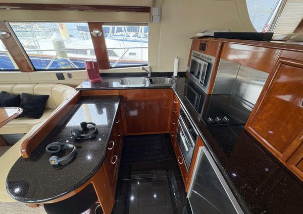 Carver 56 Voyager image