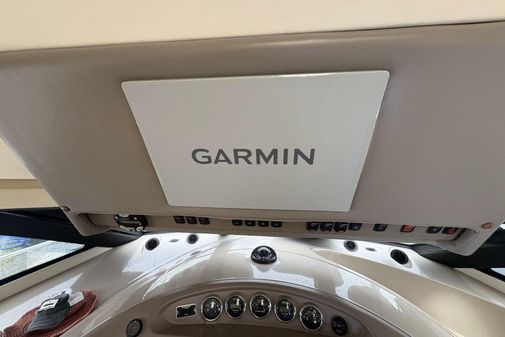 Carver 56 Voyager image