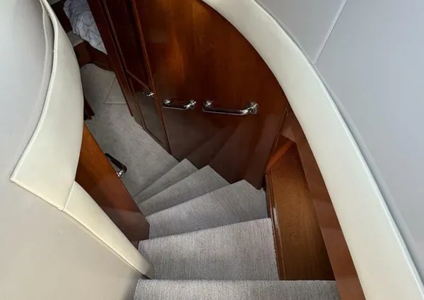 Carver 56 Voyager image