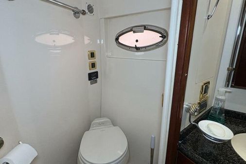 Carver 56 Voyager image