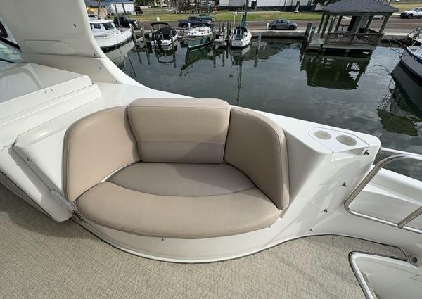 Carver 56 Voyager image