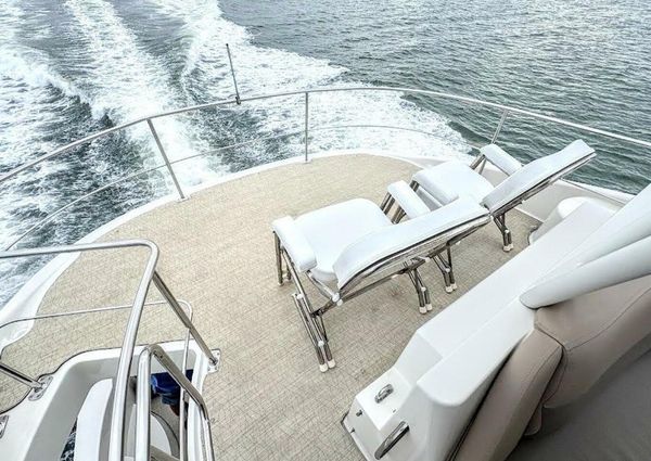 Carver 56 Voyager image