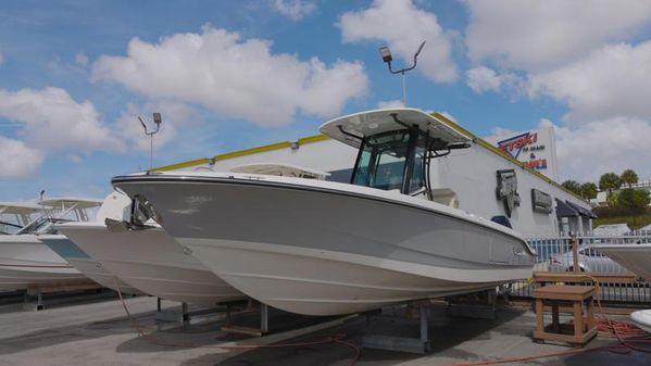 Boston Whaler 280 Dauntless image