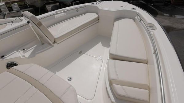 Boston Whaler 280 Dauntless image