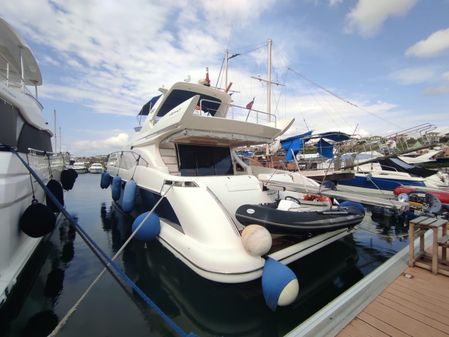 Azimut 62 image