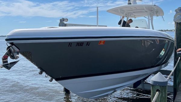 Intrepid 375 Center Console