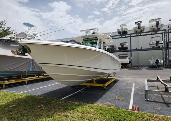 Boston Whaler 350 Outrage image