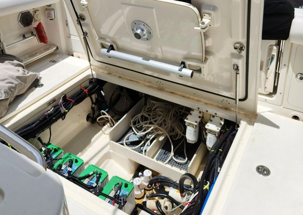 Boston Whaler 350 Outrage image