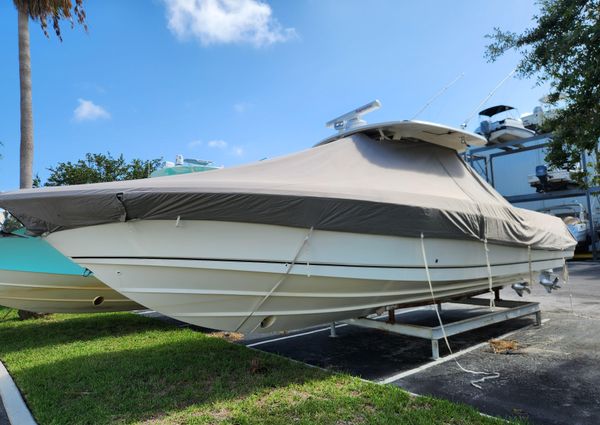 Boston Whaler 350 Outrage image