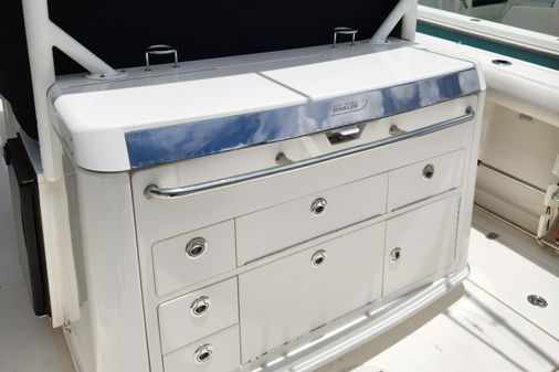 Boston Whaler 350 Outrage image