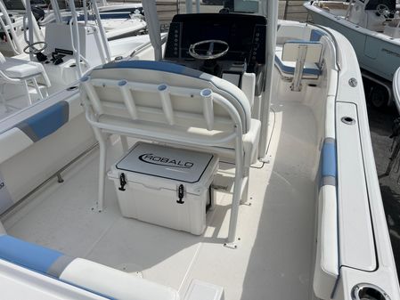 Robalo R230-CENTER-CONSOLE image